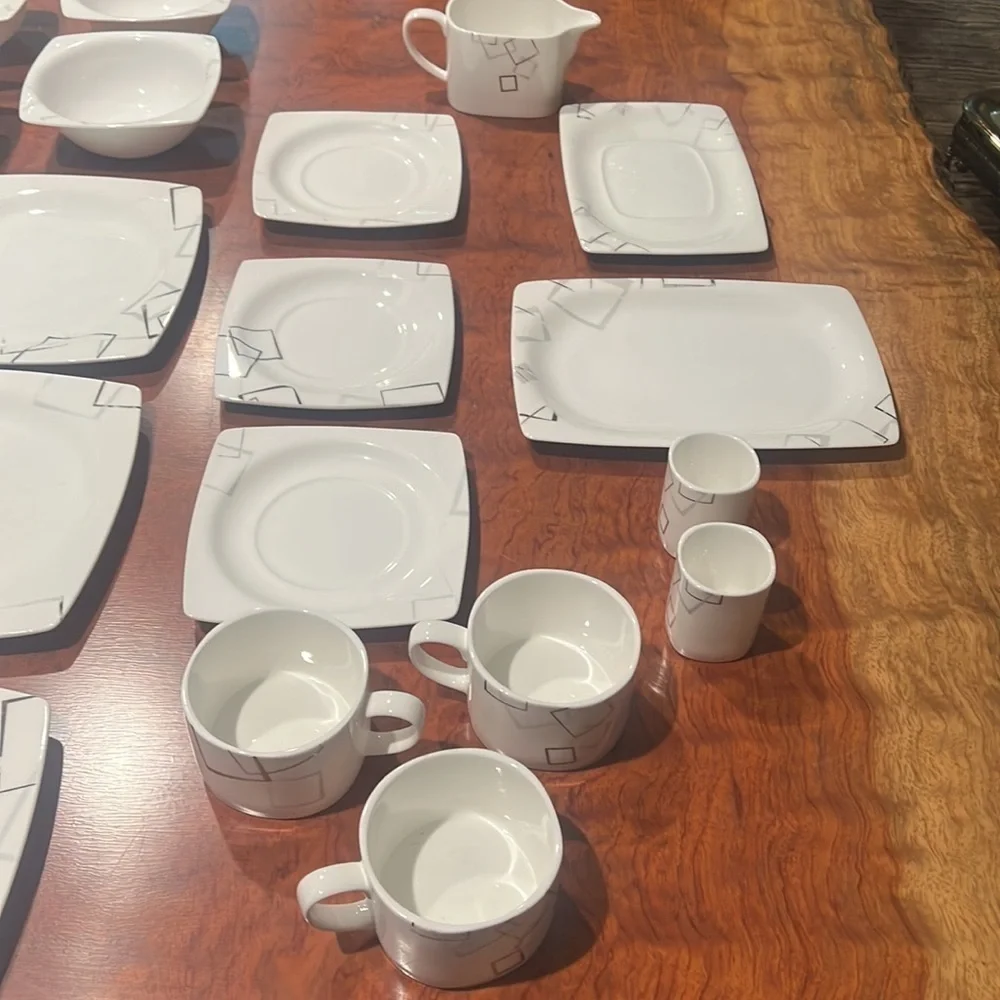 22 Piece Set of Gural Porselen GRL White Fine Bone Square Gold Silver MCM Print
